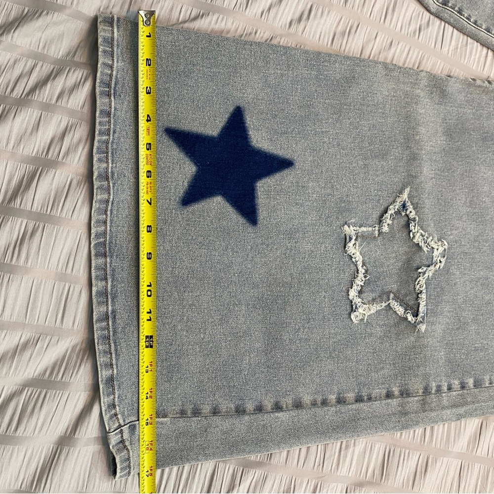 Blue Velvet Light Denim Star Mineral Washed Wide Leg Jeans Size Large (10/12) - Picture 10 of 16
